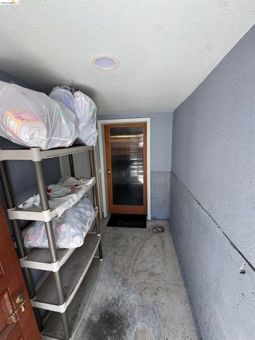 533 31st Street, Oakland, CA 94609