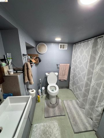 533 31st Street, Oakland, CA 94609