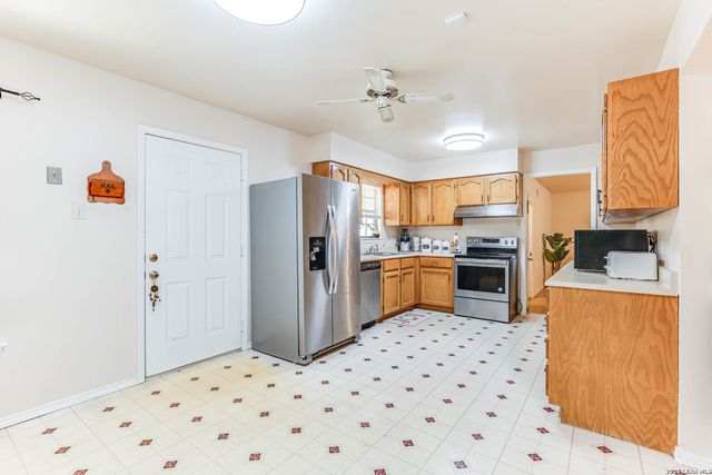 3914 Anton, San Antonio, TX 78223