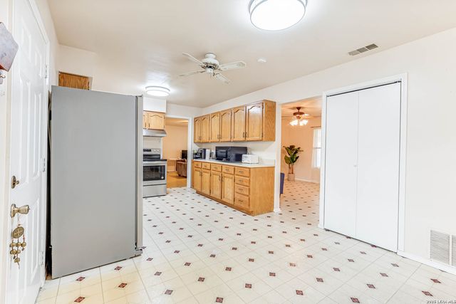 3914 Anton, San Antonio, TX 78223