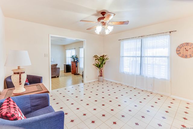 3914 Anton, San Antonio, TX 78223