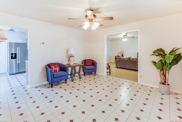 3914 Anton, San Antonio, TX 78223