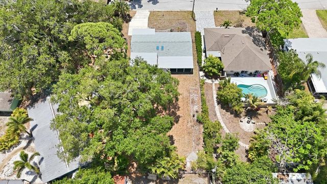 2233 ALICE ROAD, Sarasota, FL 34231