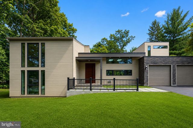1405 WOLFTRAP RUN RD, Vienna, VA 22182
