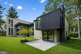 1405 WOLFTRAP RUN RD, Vienna, VA 22182