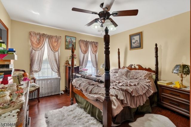 79 E Jersey St, Elizabeth City, NJ 07206