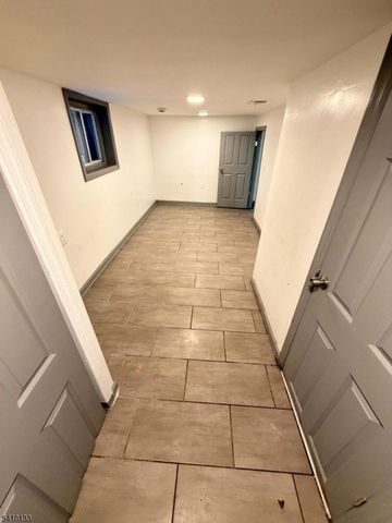 133 Mallory Ave, Jersey City, NJ 07304