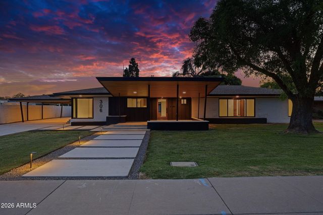 306 N FRASER Drive W, Mesa, AZ 85203