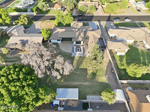 306 N FRASER Drive W, Mesa, AZ 85203