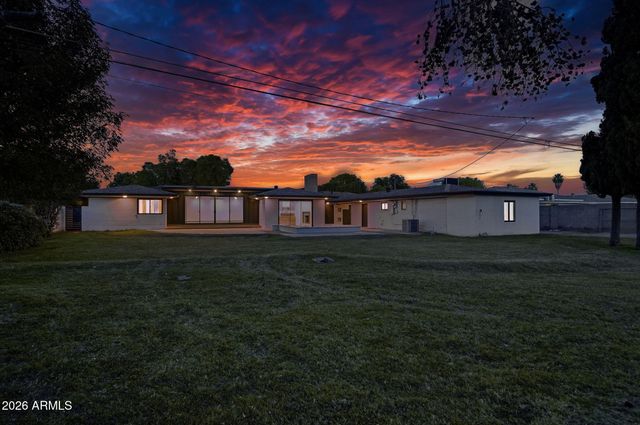 306 N FRASER Drive W, Mesa, AZ 85203
