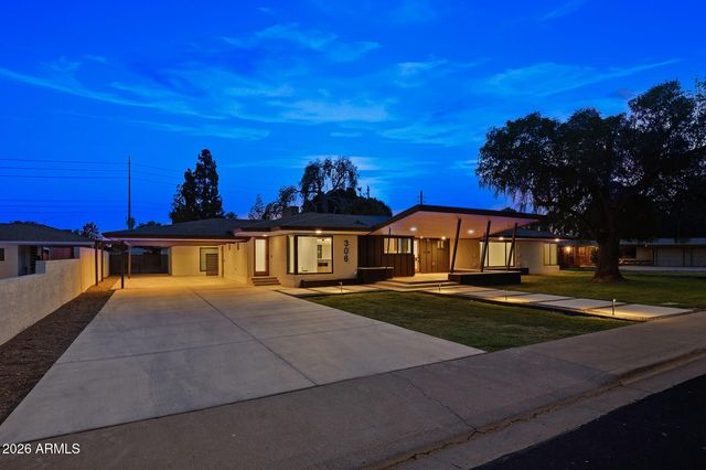 306 N FRASER Drive W, Mesa, AZ 85203