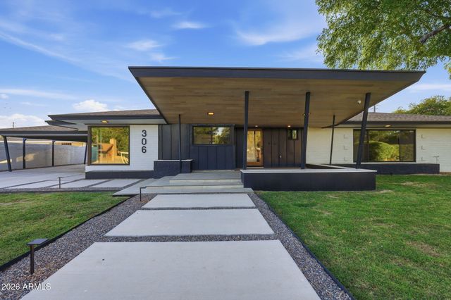 306 N FRASER Drive W, Mesa, AZ 85203