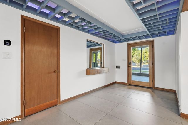 306 N FRASER Drive W, Mesa, AZ 85203