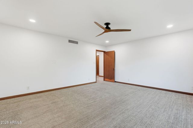 306 N FRASER Drive W, Mesa, AZ 85203