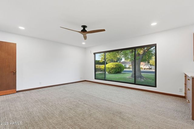 306 N FRASER Drive W, Mesa, AZ 85203