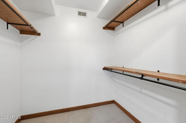 306 N FRASER Drive W, Mesa, AZ 85203