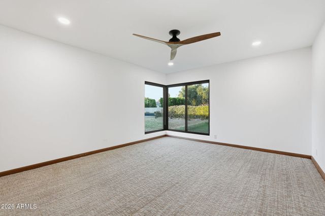 306 N FRASER Drive W, Mesa, AZ 85203