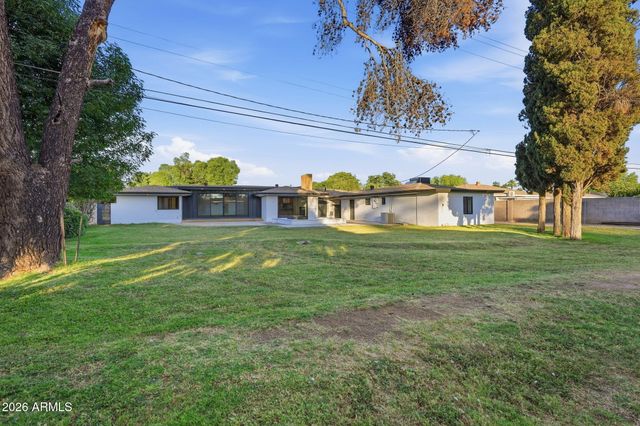 306 N FRASER Drive W, Mesa, AZ 85203