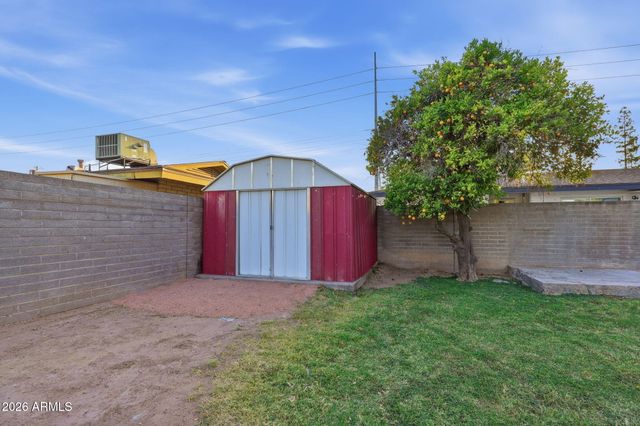 306 N FRASER Drive W, Mesa, AZ 85203