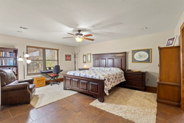 168 Texoma Bluffs Circle, Gordonville, TX 76245