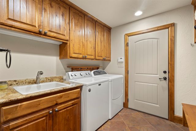 168 Texoma Bluffs Circle, Gordonville, TX 76245