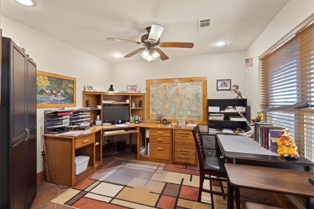 168 Texoma Bluffs Circle, Gordonville, TX 76245