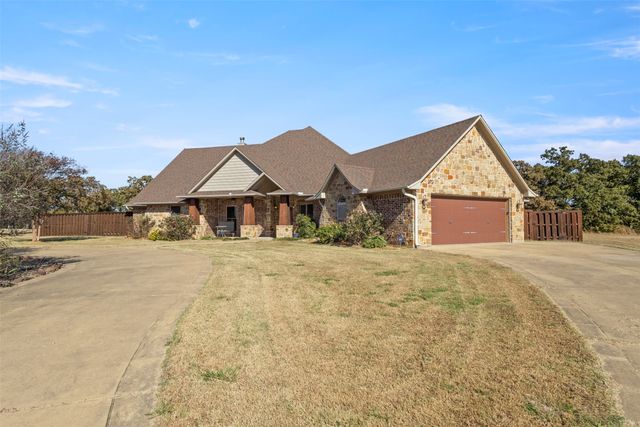 168 Texoma Bluffs Circle, Gordonville, TX 76245