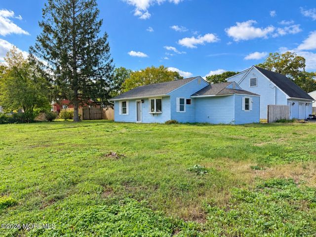 260 Berkeley Drive, Bayville, NJ 08721