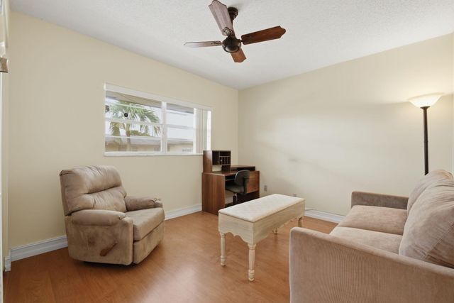 7505 NW 5th Place 203, Margate, FL 33063