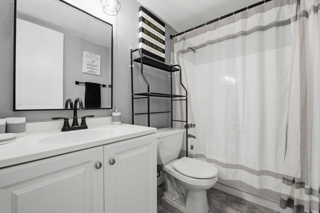 7505 NW 5th Place 203, Margate, FL 33063