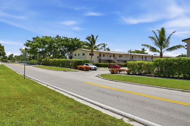 7505 NW 5th Place 203, Margate, FL 33063