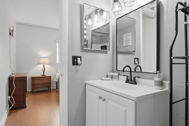 7505 NW 5th Place 203, Margate, FL 33063