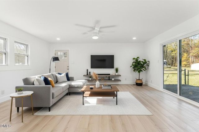 1568 Petty Road, Graham, NC 27253