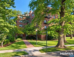 3001 Edwin Avenue 4A, Fort Lee, NJ 07024