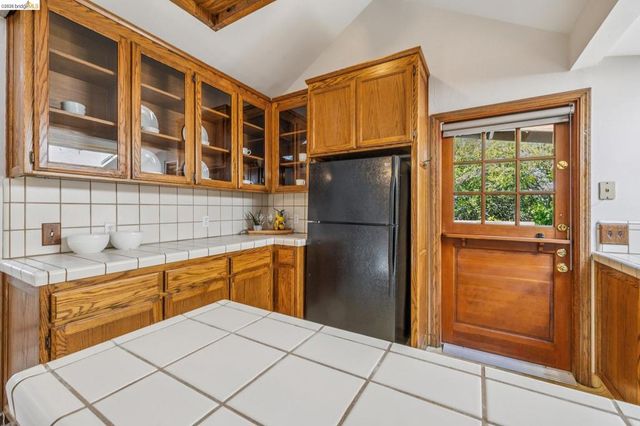6334 Kensington Avenue, Richmond, CA 94805