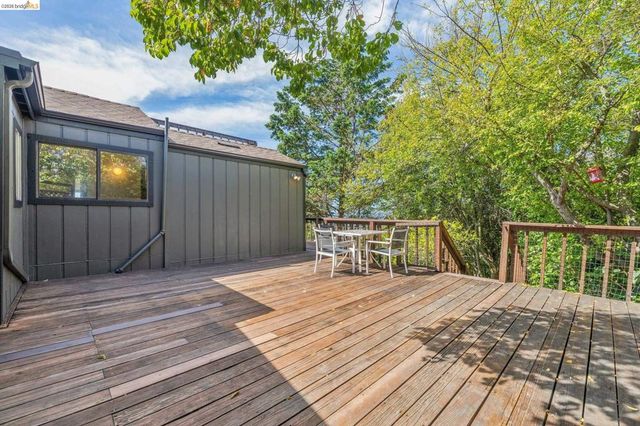 6334 Kensington Avenue, Richmond, CA 94805