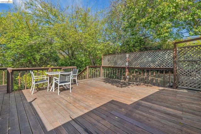 6334 Kensington Avenue, Richmond, CA 94805