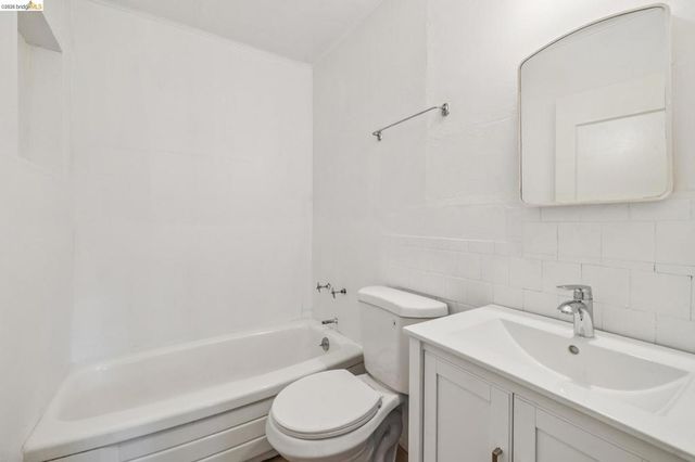 6334 Kensington Avenue, Richmond, CA 94805
