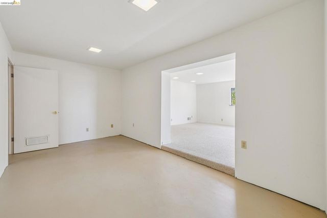 6334 Kensington Avenue, Richmond, CA 94805