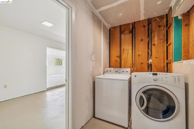 6334 Kensington Avenue, Richmond, CA 94805