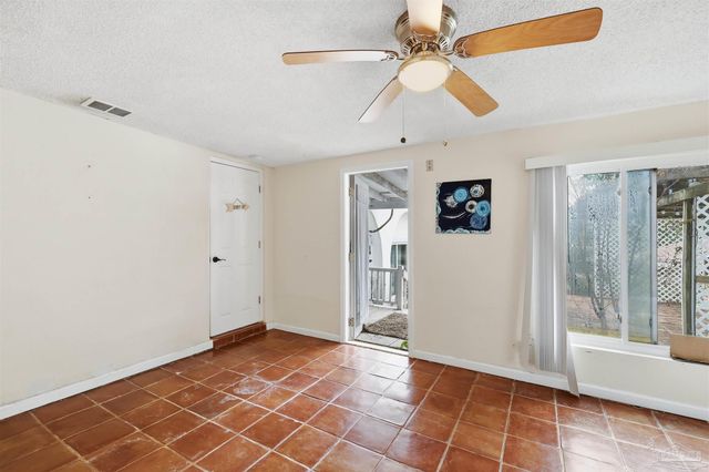 2651 San Clemente Dr, Milton, FL 32583