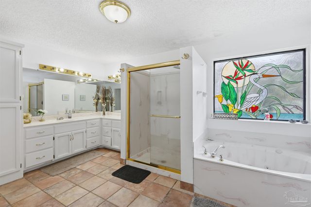 2651 San Clemente Dr, Milton, FL 32583