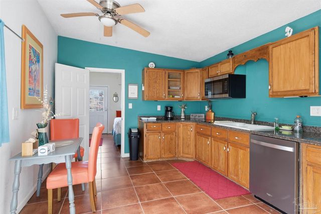 2651 San Clemente Dr, Milton, FL 32583