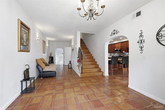 2651 San Clemente Dr, Milton, FL 32583