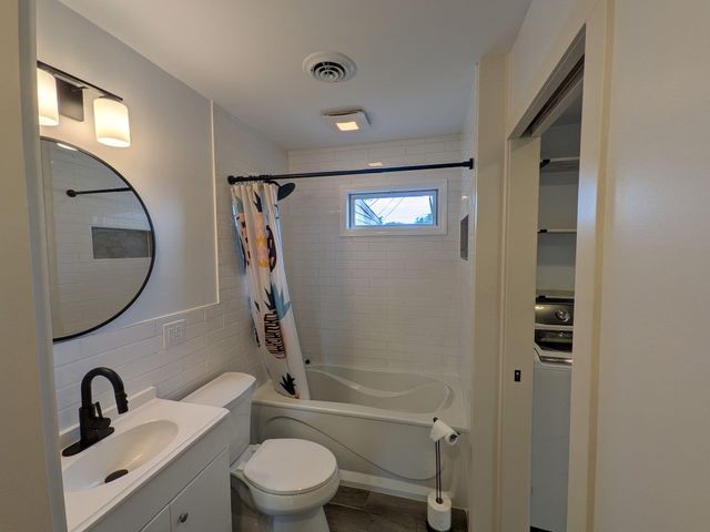 3401 E 21st Avenue, Lake Station, IN 46405