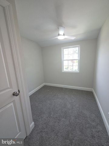 412 FOREST DR, Wilmington, DE 19804