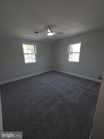 412 FOREST DR, Wilmington, DE 19804