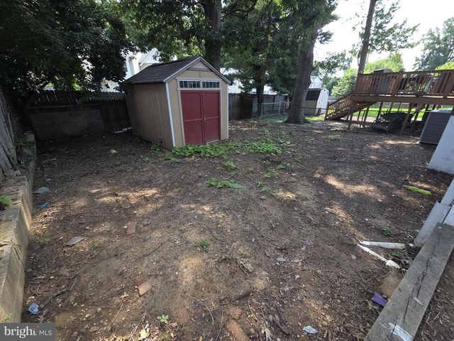 412 FOREST DR, Wilmington, DE 19804