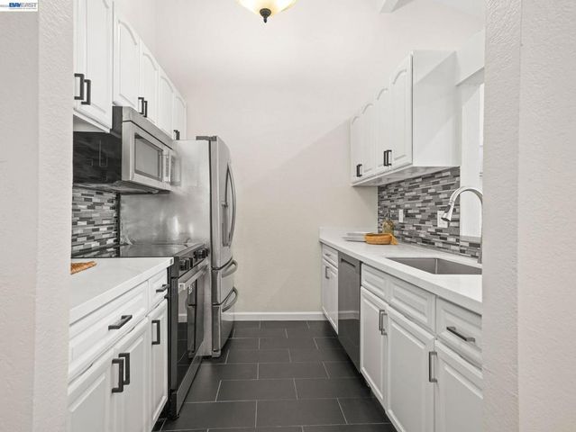 1972 Briscoe Ter, Fremont, CA 94539