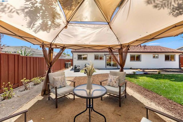 7832 Gardella Dr, Dublin, CA 94568